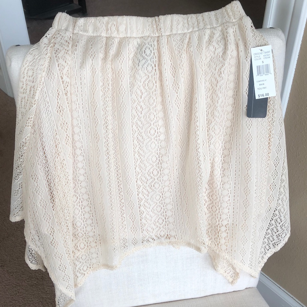 Hankerchief Hem Skirt